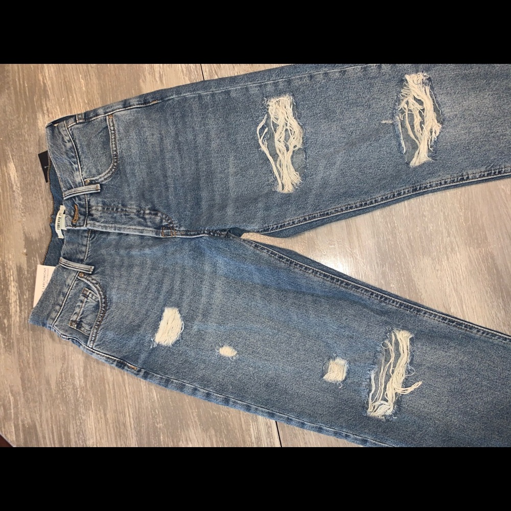 SIZE 25 forever 21 MOM JEANS NEW WITH TAGS